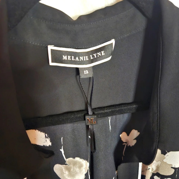 Melanie Lyne Classic Floral Drape Kimono (NWOT) - Picture 5 of 7